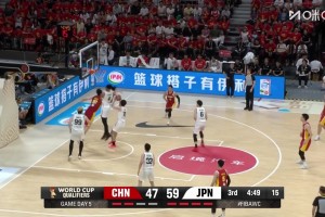 楊瀚森禁區(qū)幾乎空籃不中??三楊驚呼：怎么過橋了？？？