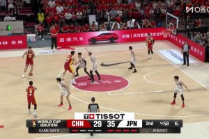 就得自信！王俊杰弧頂大號三分果斷出手一擊即中！